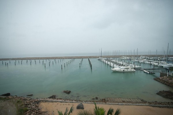 深圳站活动前的海——死寂啊2