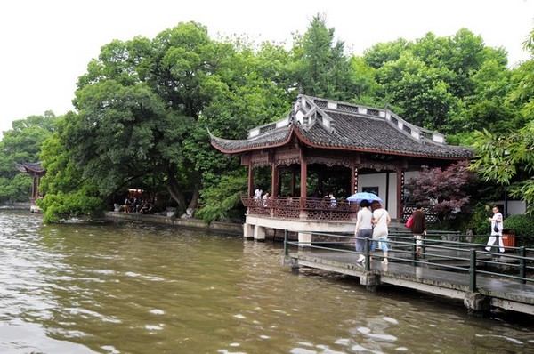 【杭州西湖雨纷纷】组图/文4