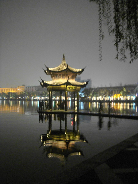 雨中显空蒙——记杭州之行8