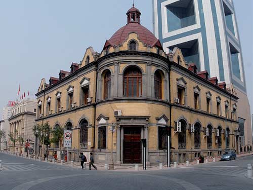 漫步天津华尔街(组图)3