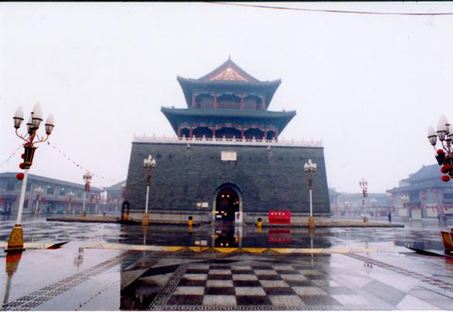 天津的标志建筑物：鼓楼1