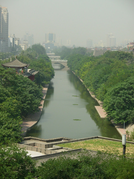 城墙与护城河（西安）1