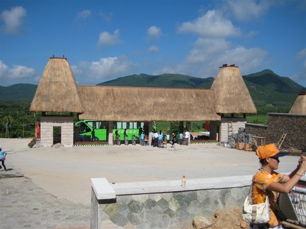 09年亚龙湾深林公园1