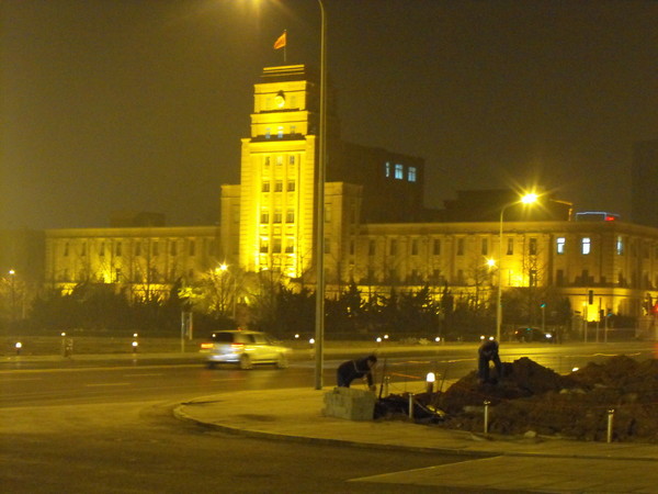 大连市政府广场夜景3