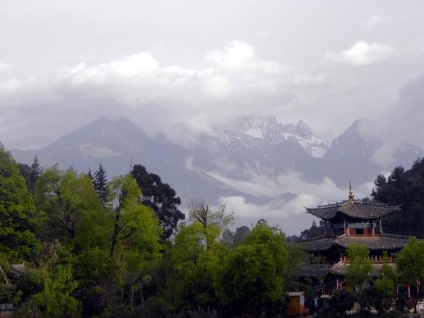 一个80的北京大爷拍的丽江片片，，真是不错！12