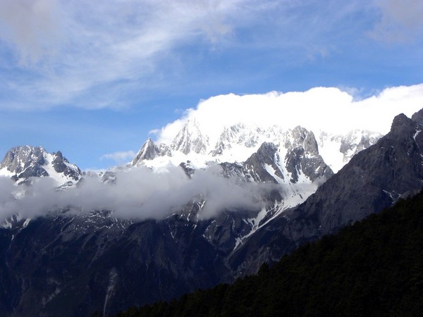 一个80的北京大爷拍的丽江片片，，真是不错！37