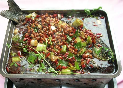 风格独特的万州烤鱼(图)1