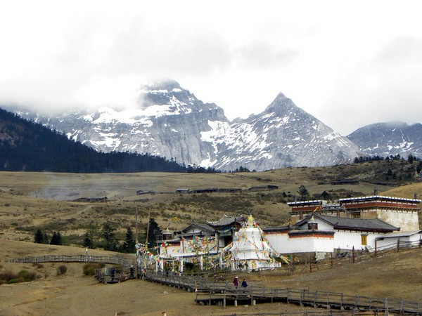 一个80的北京大爷拍的丽江片片，，真是不错！49