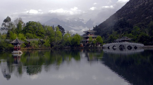 一个80的北京大爷拍的丽江片片，，真是不错！13