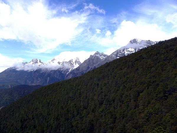 一个80的北京大爷拍的丽江片片，，真是不错！33