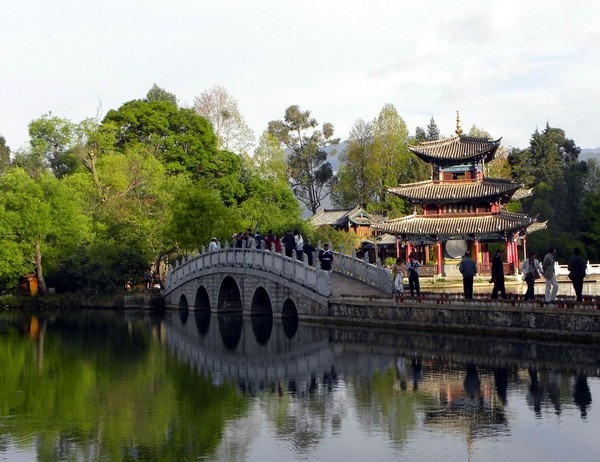 一个80的北京大爷拍的丽江片片，，真是不错！15