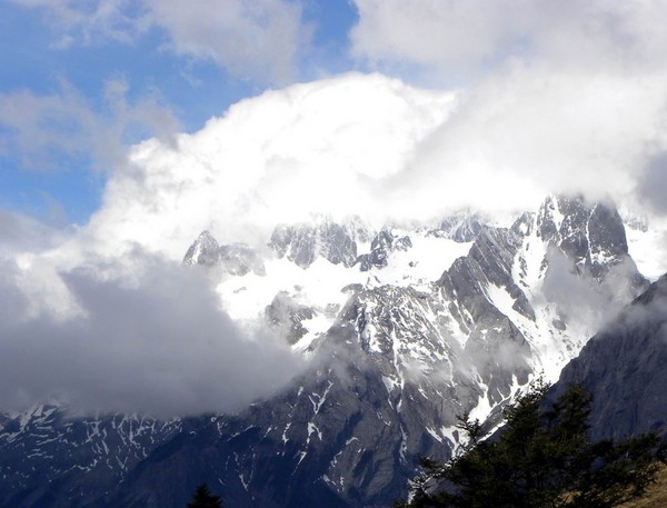 一个80的北京大爷拍的丽江片片，，真是不错！60