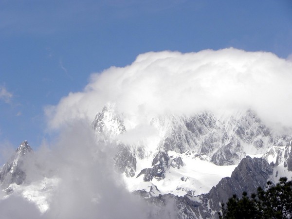 一个80的北京大爷拍的丽江片片，，真是不错！46