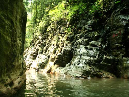 剖析驴友遇难地：重庆潭獐峡5