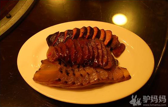 台江苗族姊妹节特色特产 吃喝苗家，收藏苗家—姊妹节上的美食美饰4