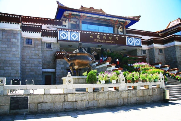 拉萨:西藏博物馆1