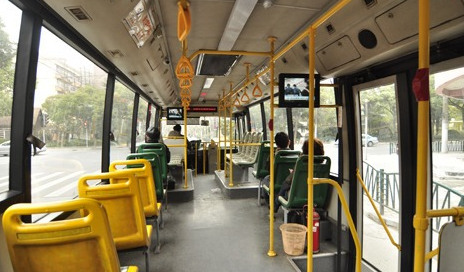 临汾市区25条公交线路进行调整1