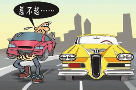 长春女司机撞劳斯莱斯1