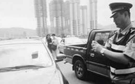 厦门北站出发层停车限时8分钟1