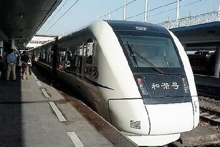北京铁路局增开2对动车组列车1