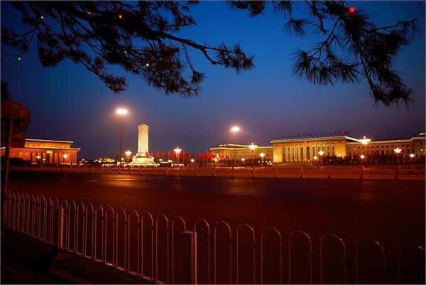 8月13日和8月15日长安街夜间交通管制1