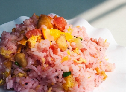 高校食堂樱花炒饭