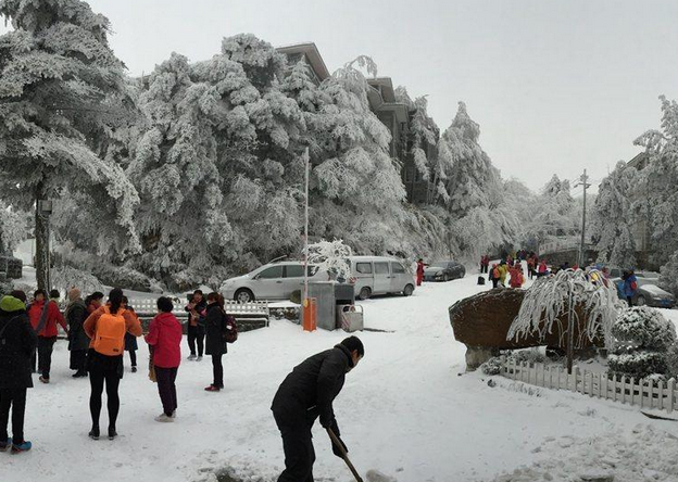 2016江西三月降春雪1
