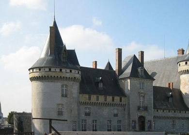 卢瓦尔河畔叙利与沙洛纳间的卢瓦尔河谷