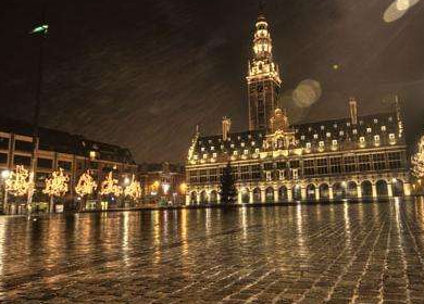 拉德斯蒙席广场