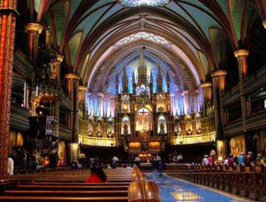 韦兹莱教堂和山丘