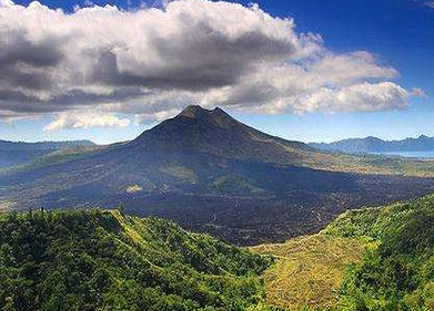 巴杜尔火山