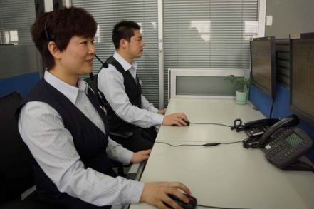 12306的人工服务电话是多少1